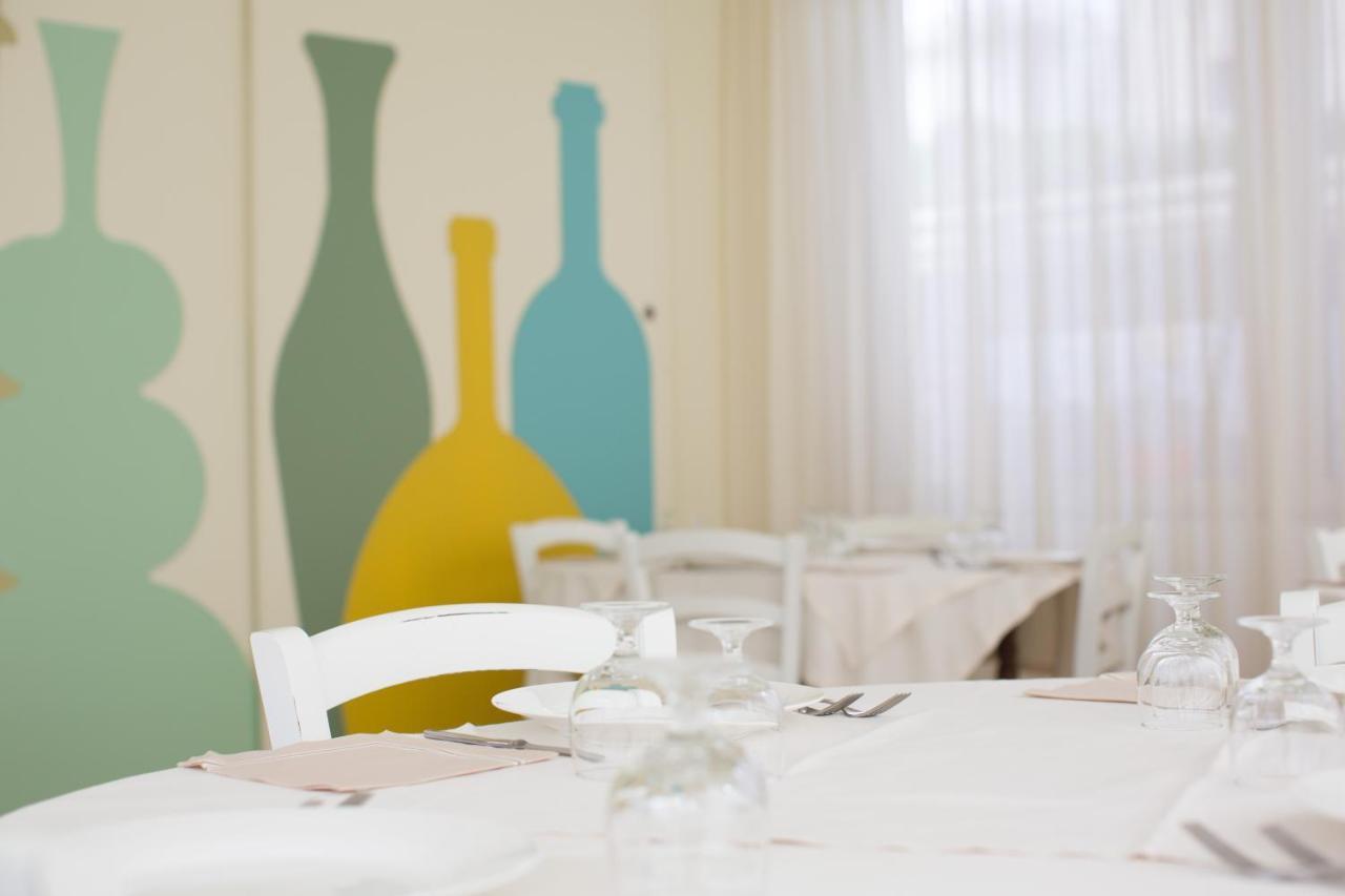 Hotel Trieste Cesenatico Dış mekan fotoğraf