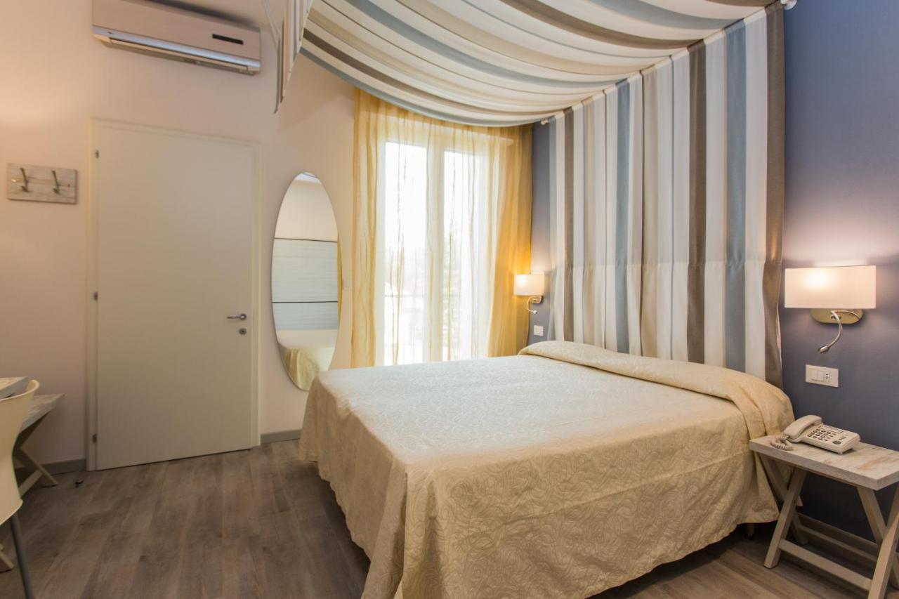 Hotel Trieste Cesenatico Dış mekan fotoğraf